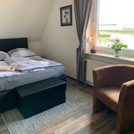 Privates Ferienzimmer An Der Nordsee Husum  Esterno foto